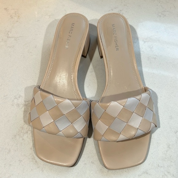 Marc Fischer sandals - Picture 1 of 6